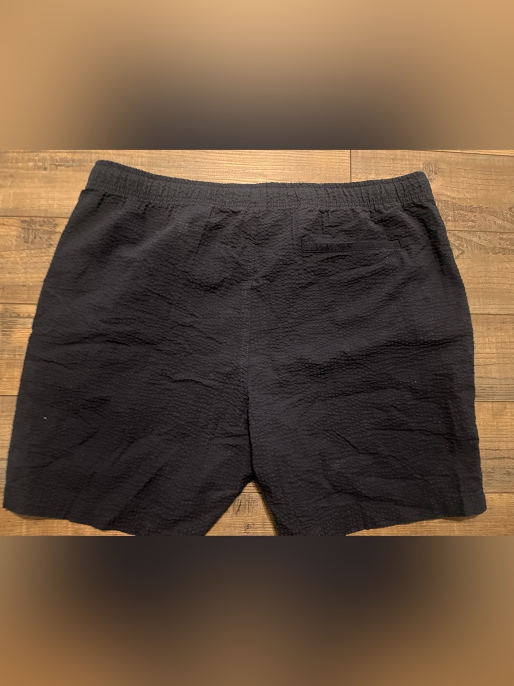 Old Navy Black Seersucker Athletic Shorts - Picture 3 of 3